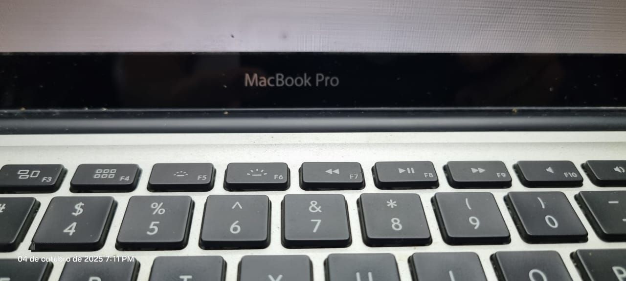MACBOOK PRO (USADO CONFORME DESCRIÇÃO)